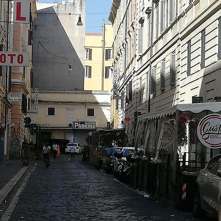 Signorina In Rome Hostel Exterior foto
