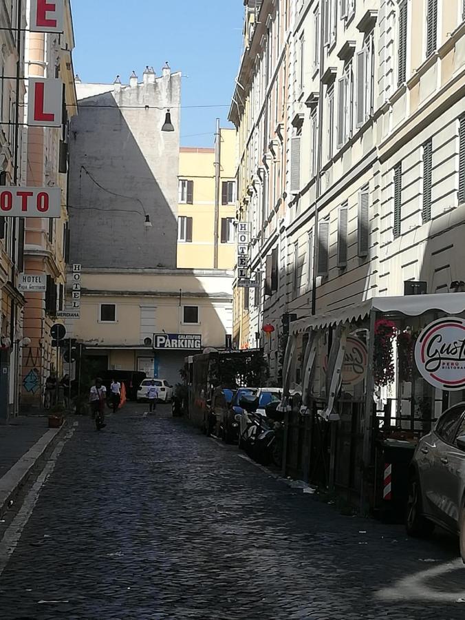 Signorina In Rome Hostel Exterior foto